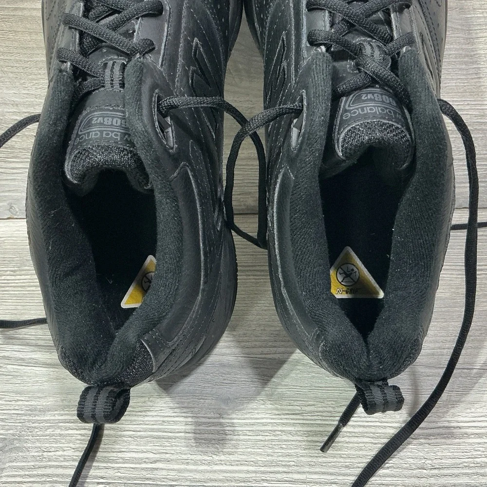 New Balance 608V2 Men's Triple Black Leather Size 13 4E Sneakers Shoes MX608V2B